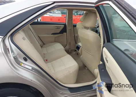 2016 Toyota Camry Le z USA, uszkodzony, nr VIN 4T1BF1FK8GU539664